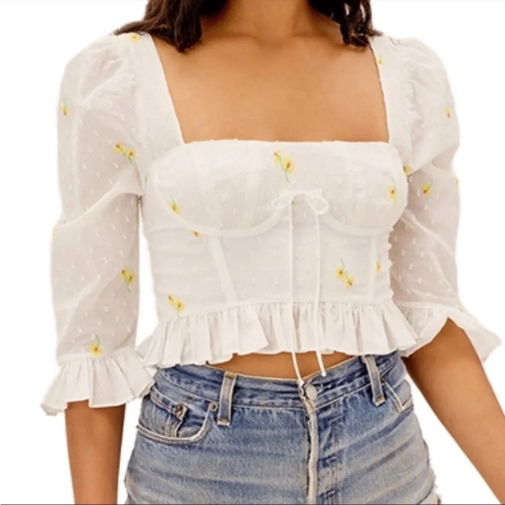 For Love & Lemons Abby Crop Top Blouse Small NWT Embroidered White Yellow Daisy - Picture 4 of 14